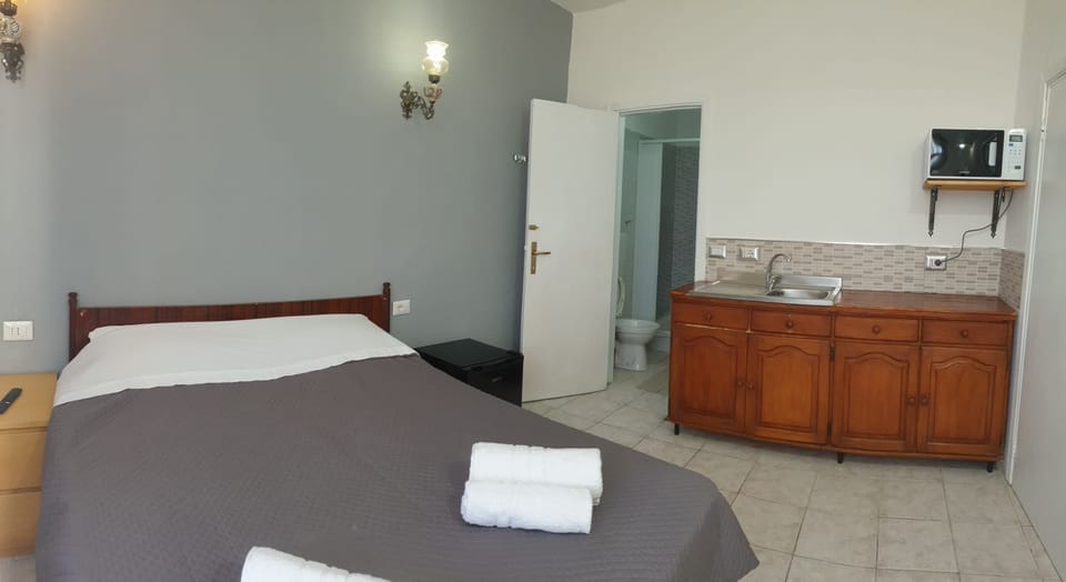 Classic Studio Suite | Free WiFi