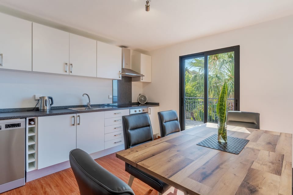 Traditional Villa | Private kitchen | Electric kettle, dining tables