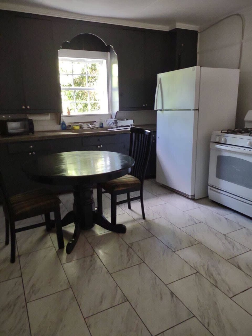 Kitchen/Dining 1
