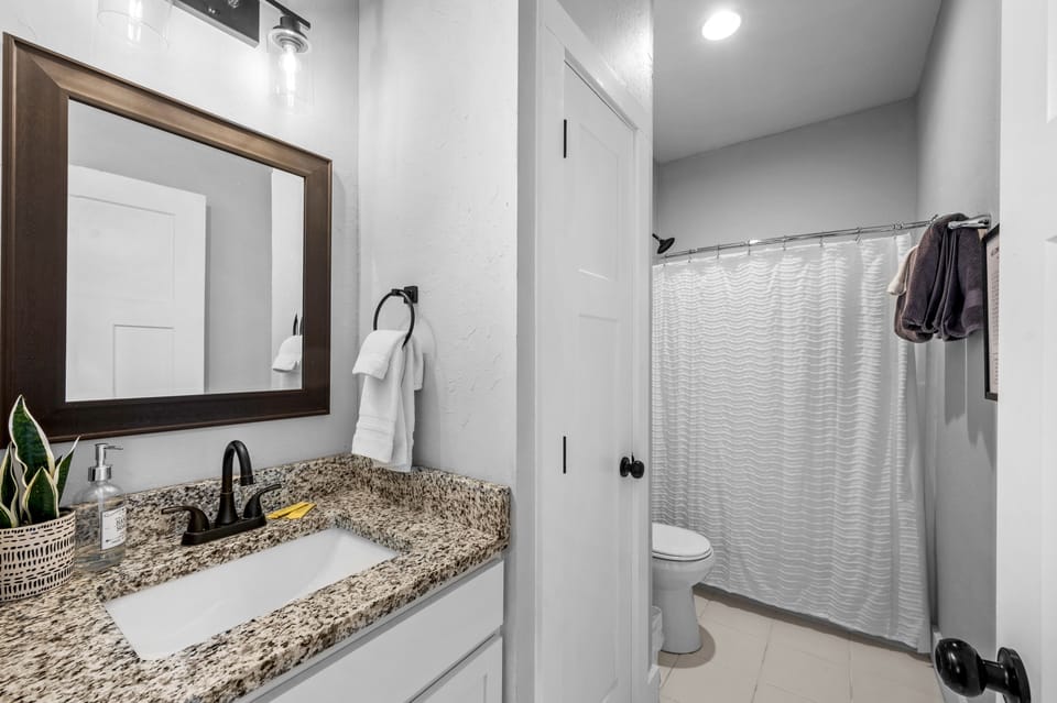 Lower level bath