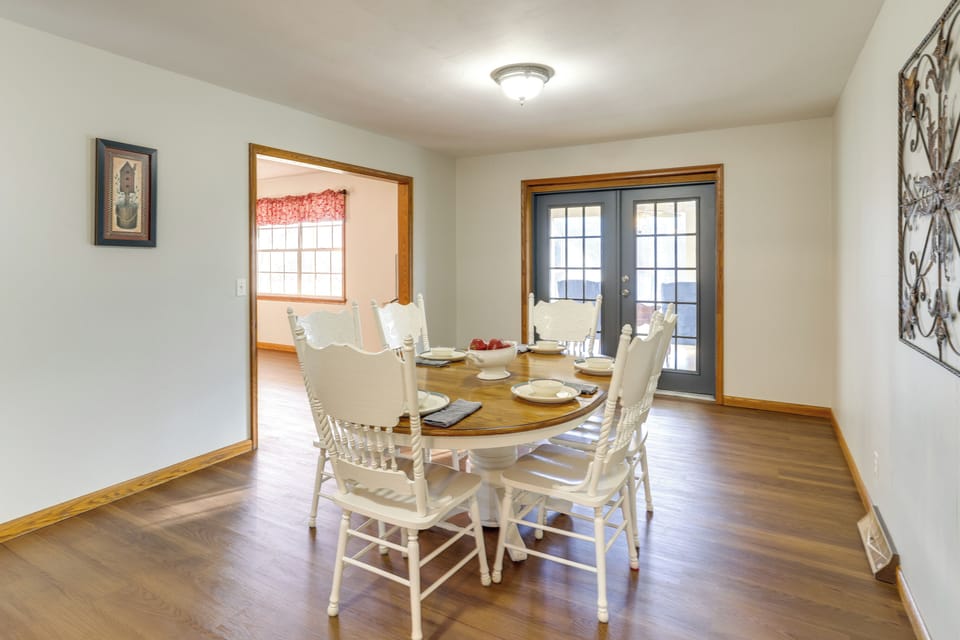 House (3 Bedrooms) | Interior