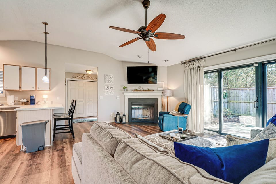 House (2 Bedrooms) | Interior