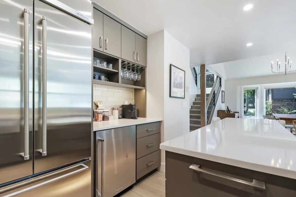 Townhome, 5 Bedrooms | Interior