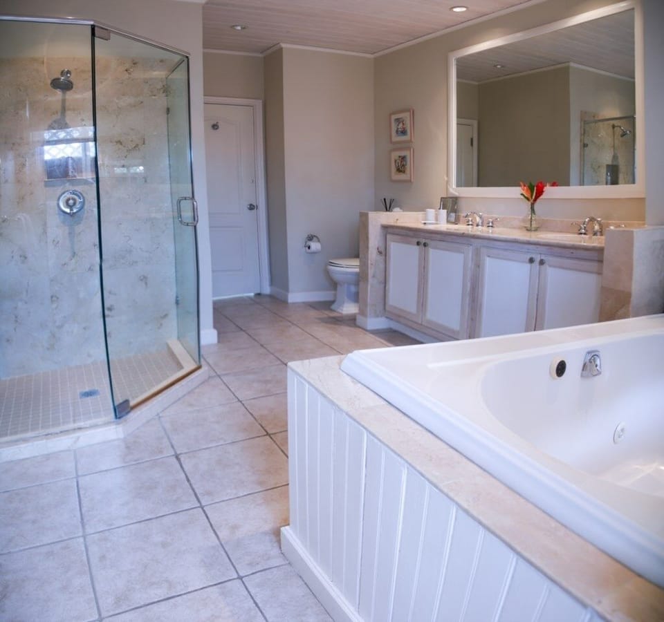 Waterfront Townhouse - Harbour 17 3 Bedroom Townhouse by RedAwning Apartment in Caribbean