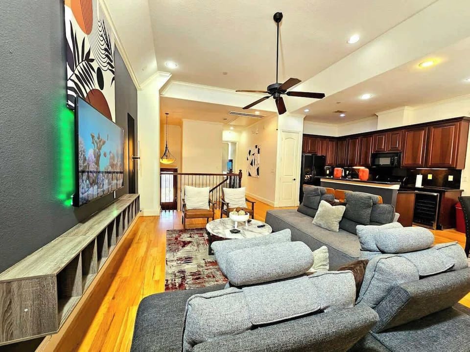 Immerse yourself in the captivating presence of unique, one-of-a-kind art pieces that elevate the ambiance to new heights. Relax in style and comfort as you enjoy the perfect fusion of contemporary design and artistic expression.