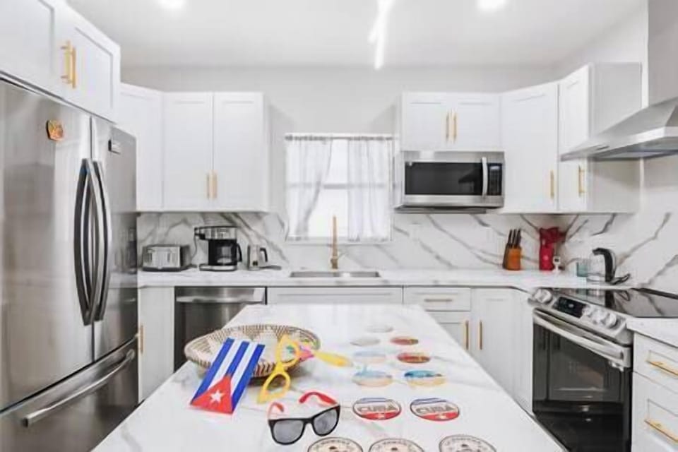 Abcc83e1 4c1d 4ec5 949e dfd3fa9837dc