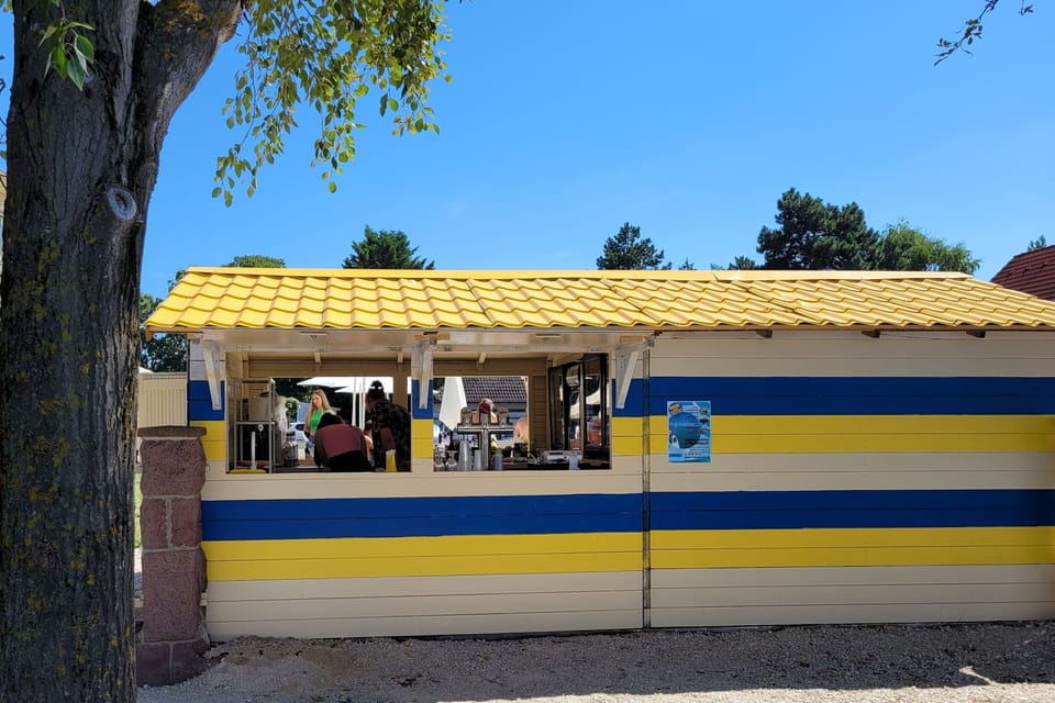 Cocktail bar