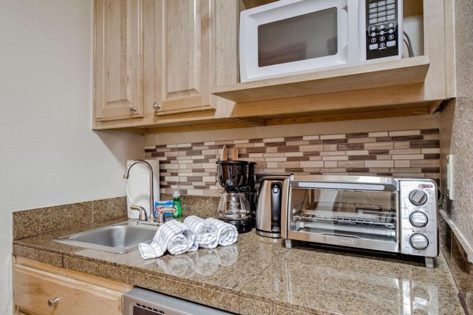 Kitchen area