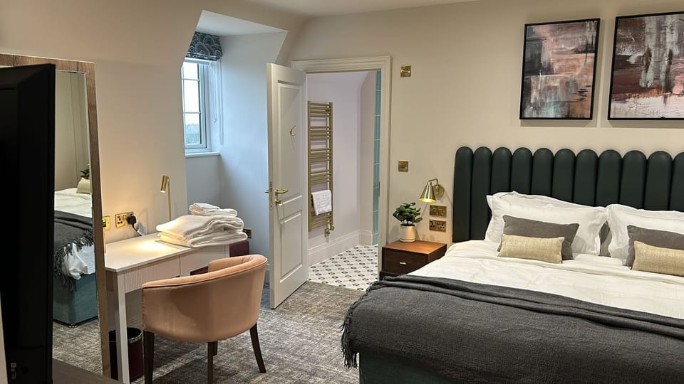 Egyptian cotton sheets, premium bedding, desk, laptop workspace