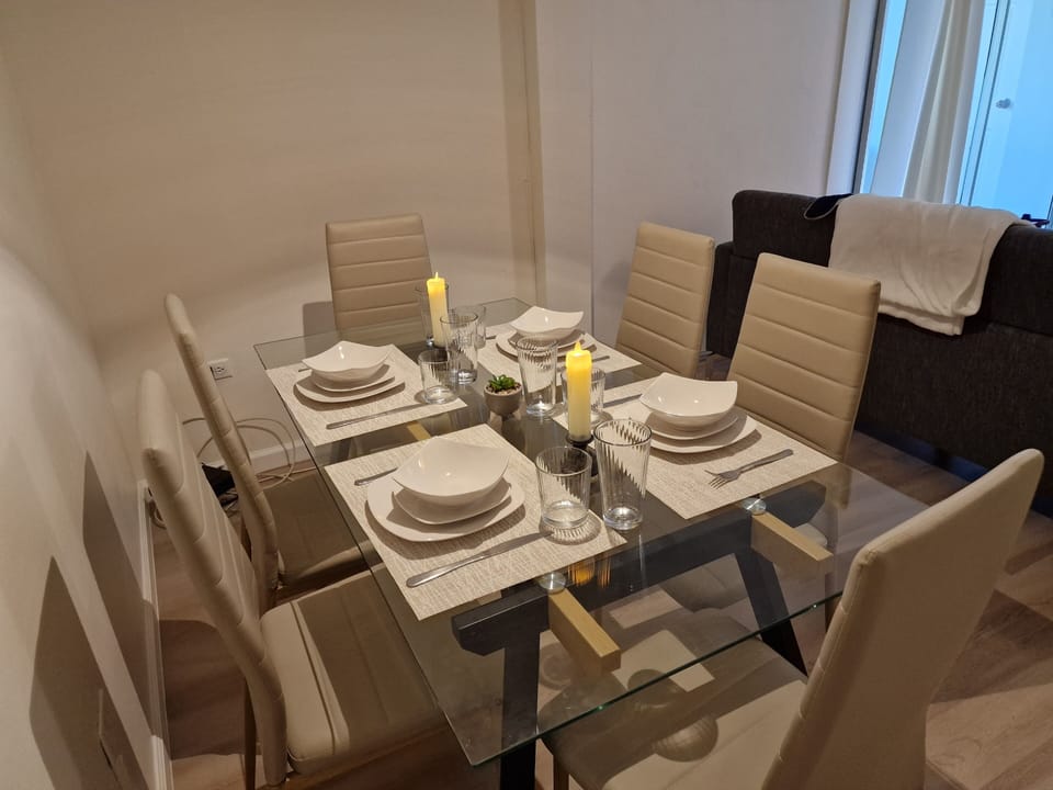 Comfort Apartment | In-room dining