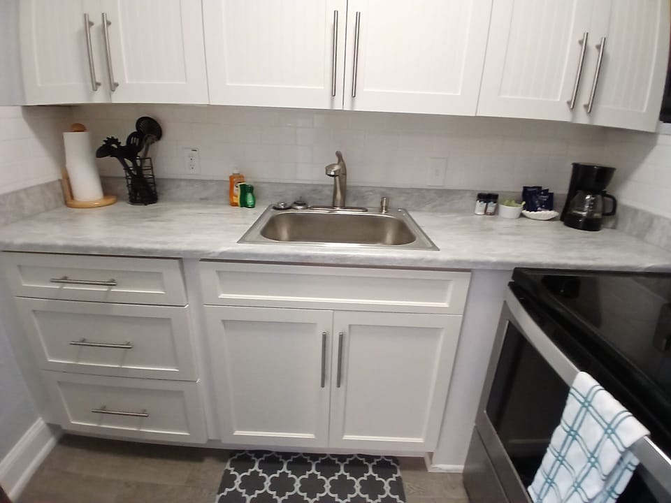 Kitchen / Stove /Oven / Coffee Maker