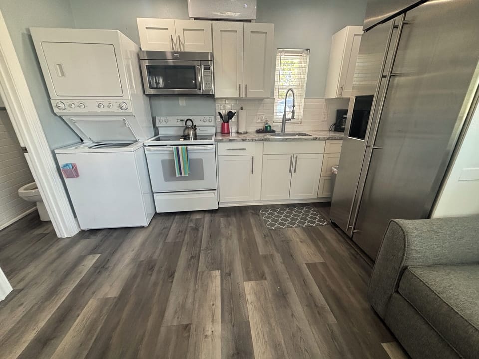 Full Size Kitchen