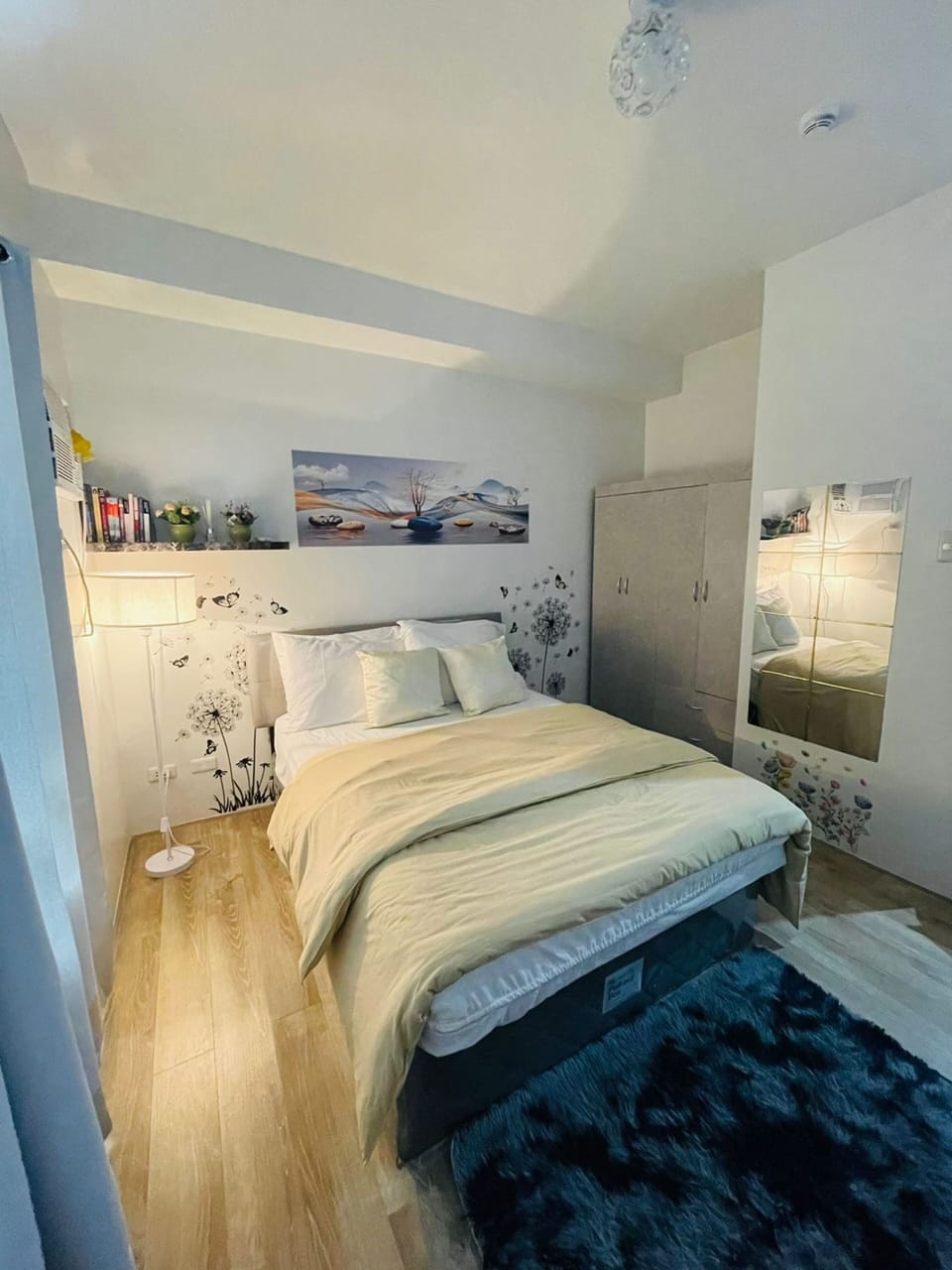 Comfort Studio | Individually decorated, individually furnished, free WiFi, bed sheets