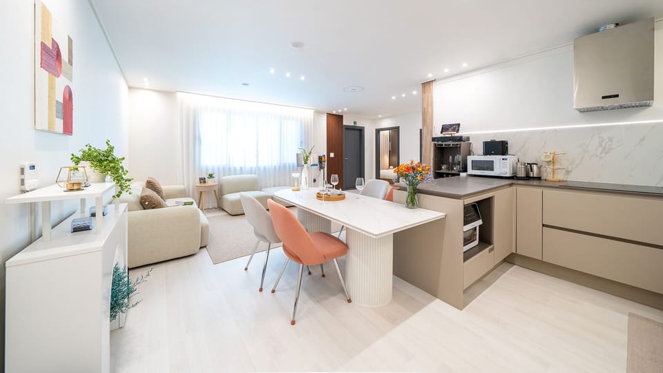 Basic Room, 2 Bedrooms (Sevenstay) | 2 bedrooms, free WiFi
