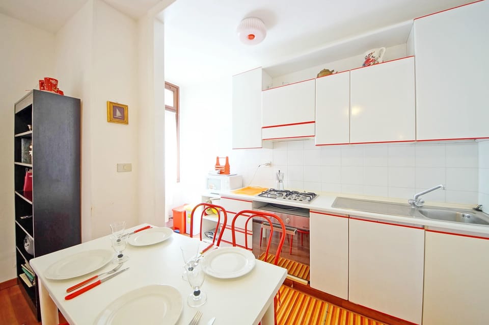 Apartment | Private kitchen | Full-size fridge, microwave, oven, stovetop