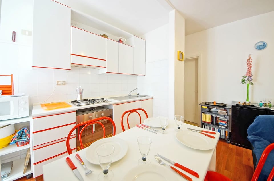 Apartment | Private kitchen | Full-size fridge, microwave, oven, stovetop
