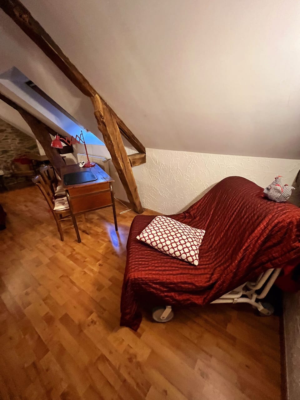 Superior Room | Blackout drapes, free WiFi