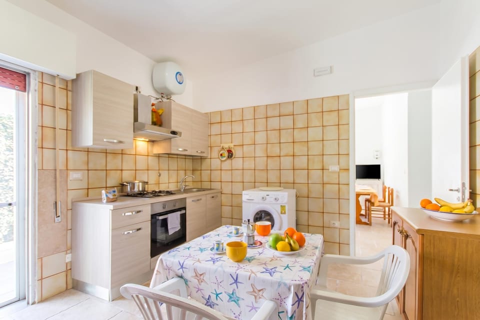 Standard Villa, 2 Bedrooms, Air conditioning (Villetta Belvedere 400 Meters From) | Private kitchen