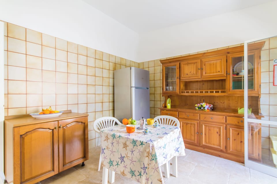 Standard Villa, 2 Bedrooms, Air conditioning (Villetta Belvedere 400 Meters From) | Dining