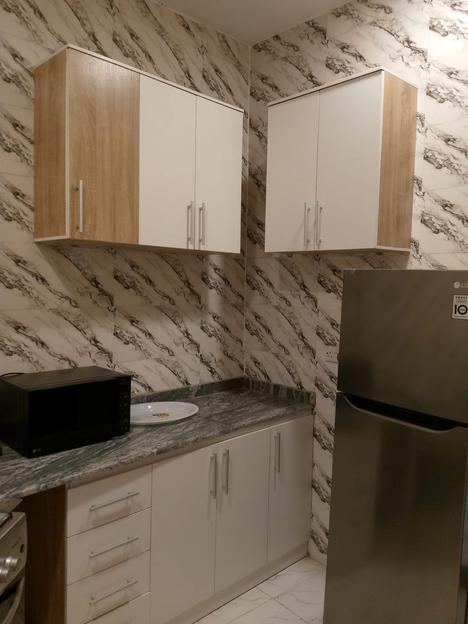 Apartment | Private kitchen | Fridge, microwave, oven, stovetop