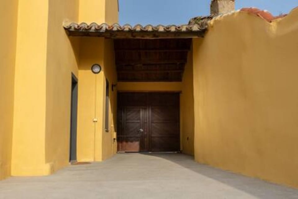 House | 1 bedroom