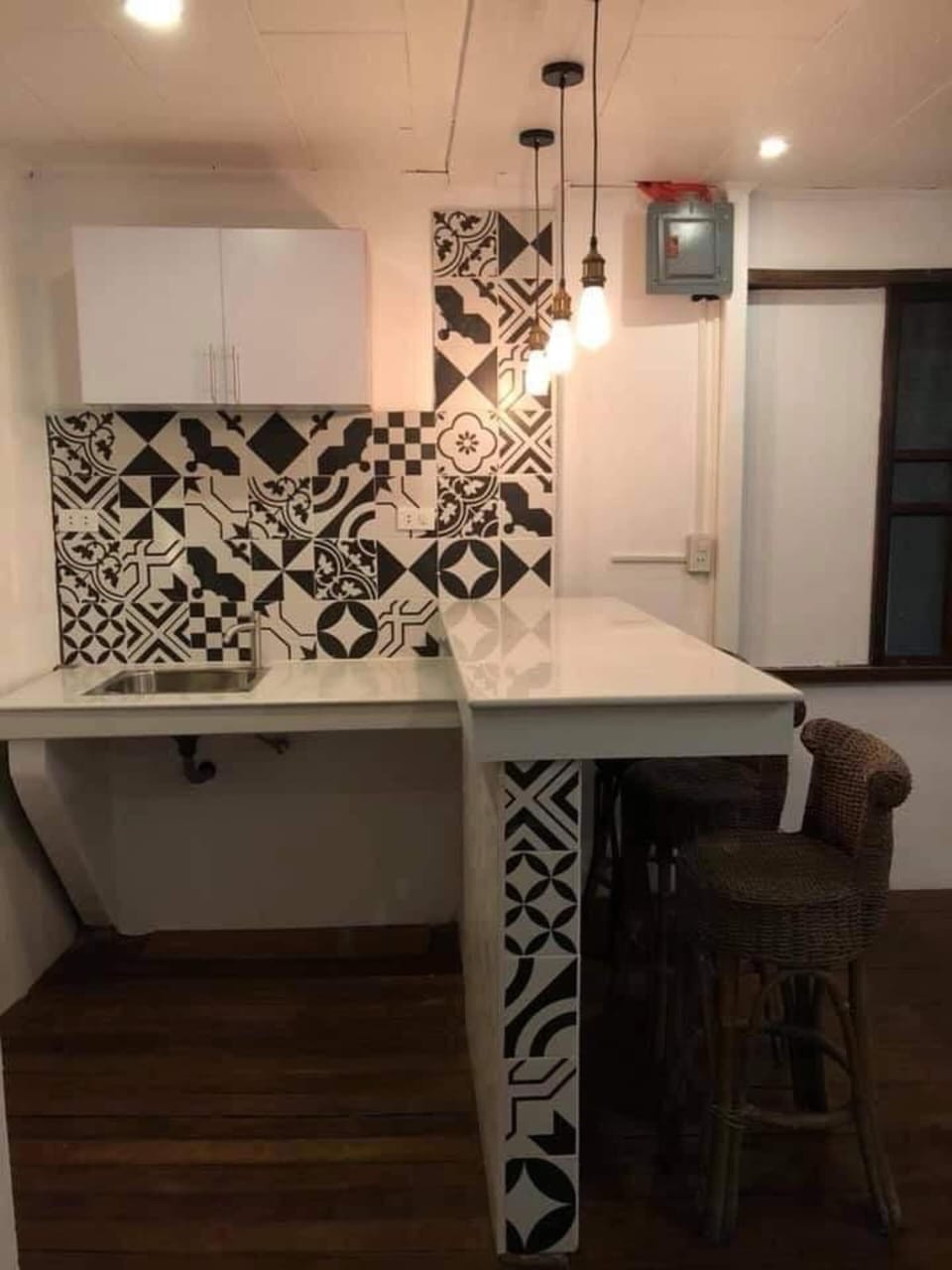 Signature House, 2 Bedrooms, Non Smoking | Private kitchen | Fridge, microwave, stovetop, coffee/tea maker