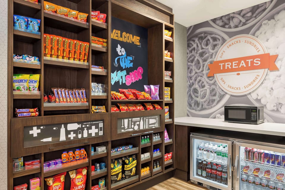 Snack bar