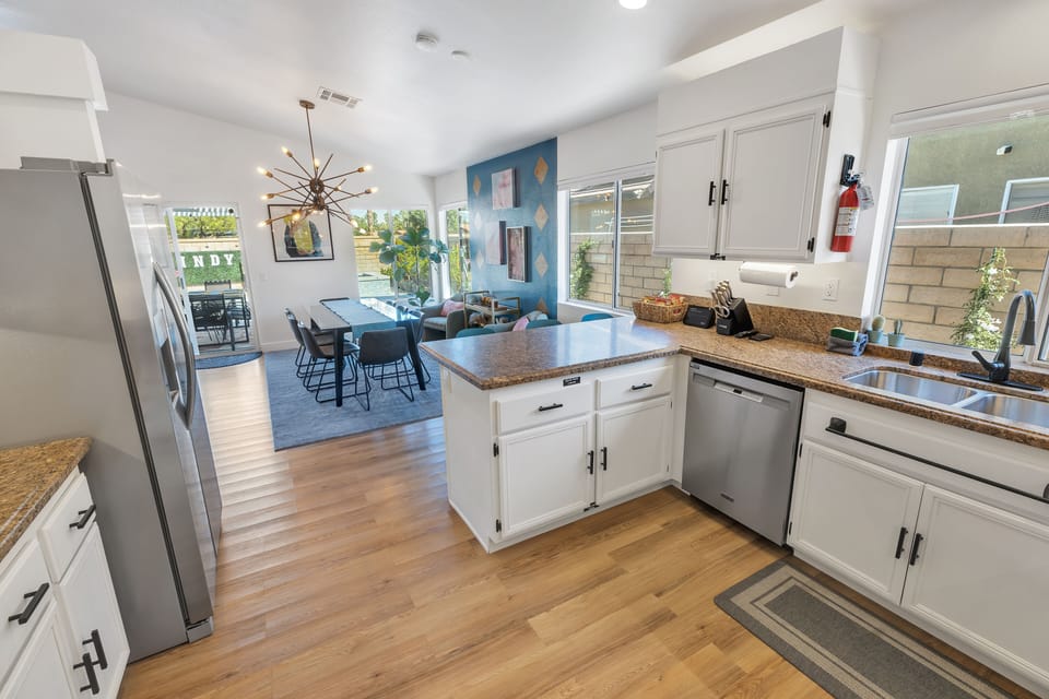 Fully stocked kitchen perfect for entertaining & celebrating w/ friends