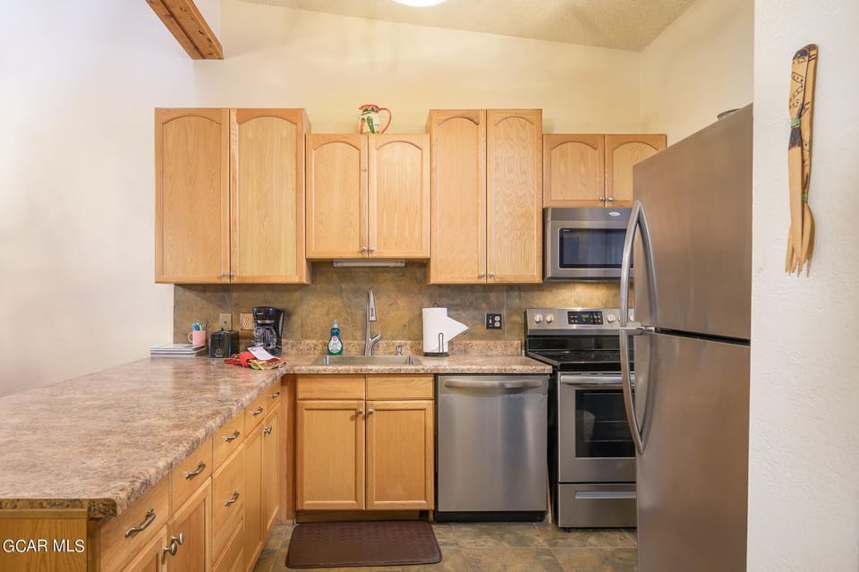 Kitchen with all necessities