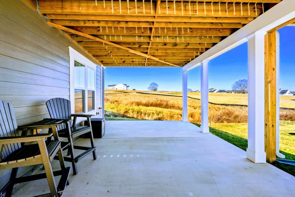 The Calm Corner – Cool shade and open views make this an easy place to slow down and breathe.