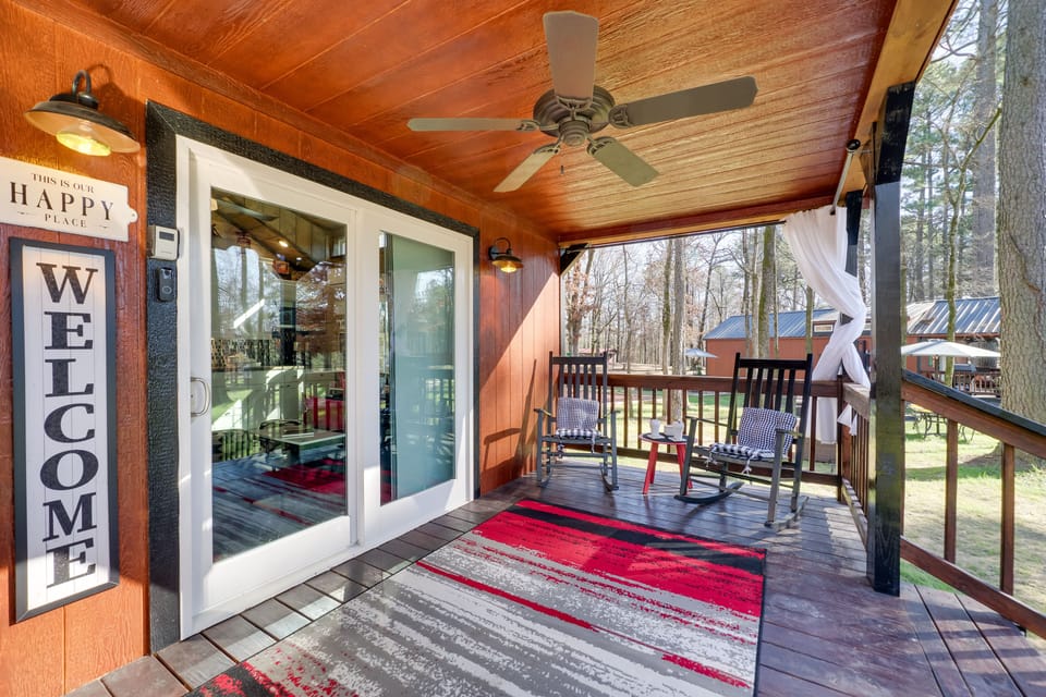 Front Porch | Gas Grill | Rocking Chairs | Ceiling Fan