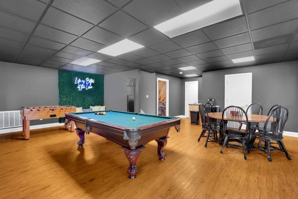 Game room