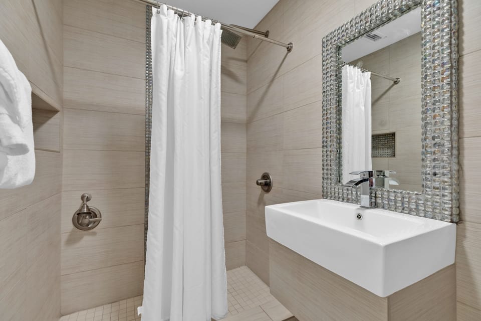 Shared bathroom in hallway