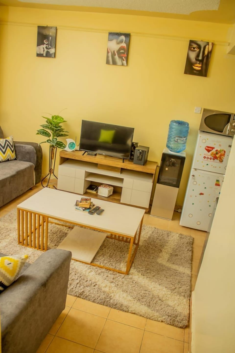 Comfort Apartment | Living area | 24-inch Smart TV with digital channels