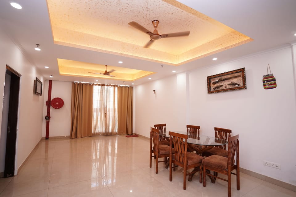 Hotel Lyf Corporate Suites Noida Sec-56 Hotel in Noida