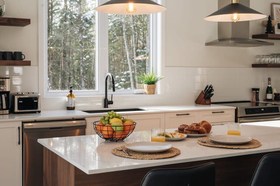 Our fully equipped kitchen will be glad to welcome you