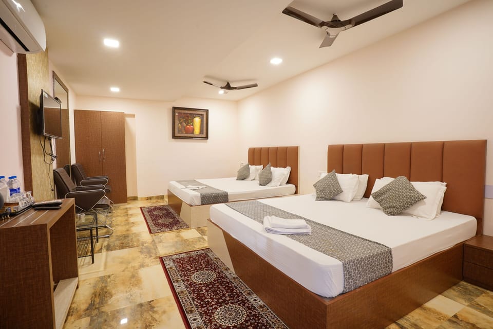 Family Room | Free WiFi