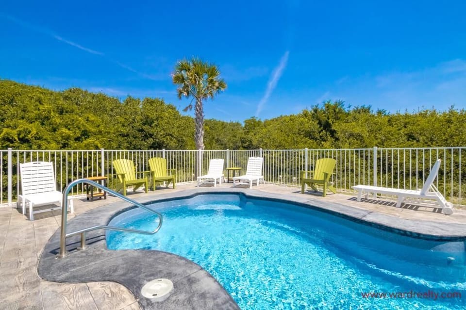 Private Pool II