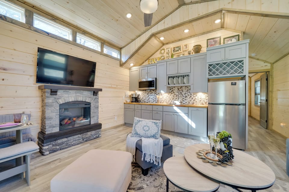 House (1 Bedroom) | Front of property