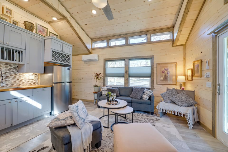 House (1 Bedroom) | Interior