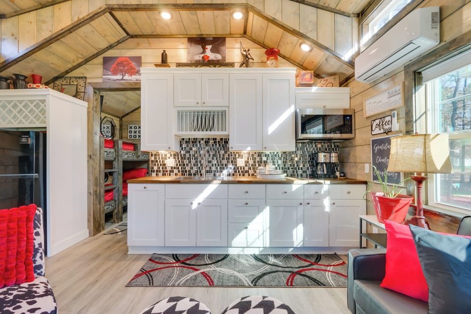House (1 Bedroom) | Interior