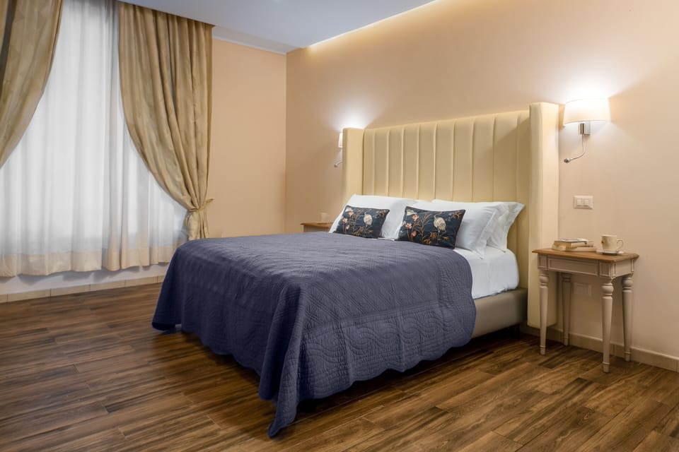 Superior Room | In-room safe, iron/ironing board, free WiFi