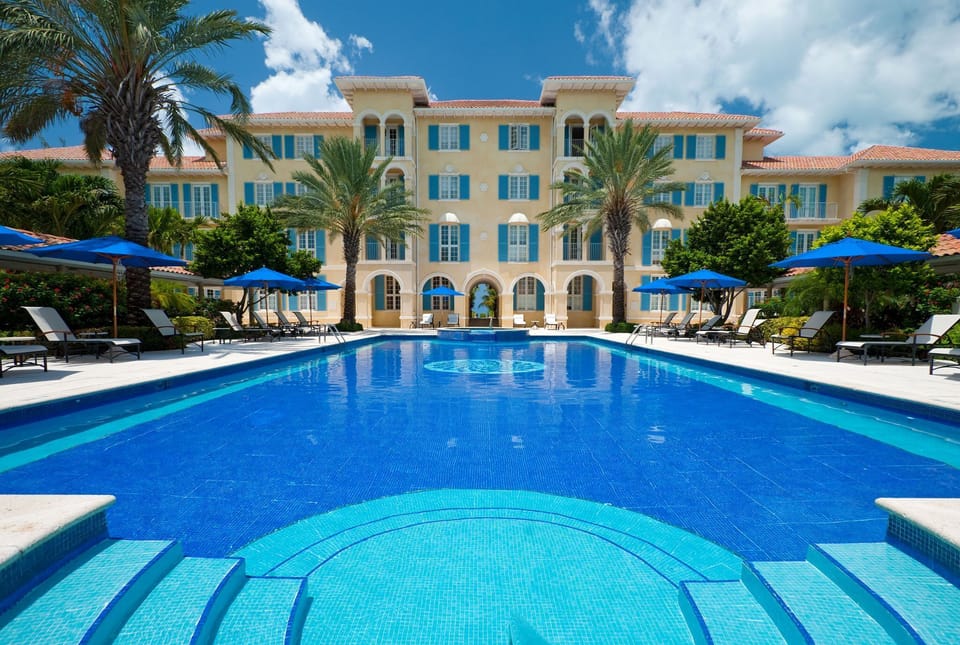  Experience Villa Renaissance!