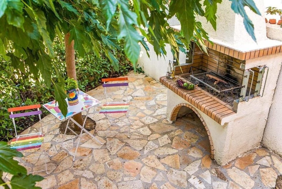 Beautiful villa with private pool and terrace with sea views