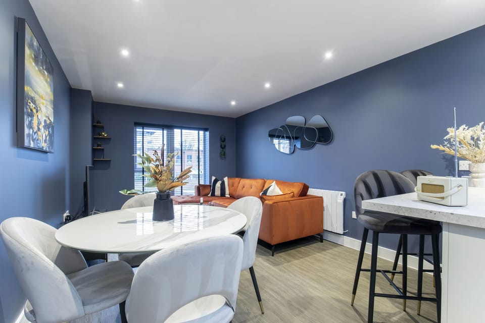 Apartment | Living area | 50-inch Smart TV with digital channels, Netflix, DVD player
