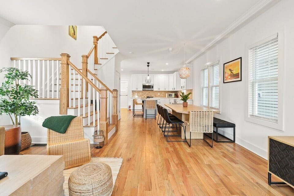 One of the guest said : " Check-in was easy, the space was exactly as described, and we felt right at home. Would absolutely stay here again and highly recommend it to others."