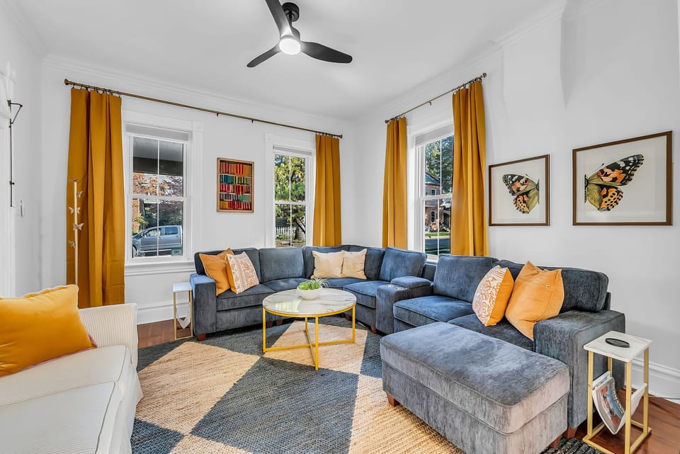 Living Room (3)