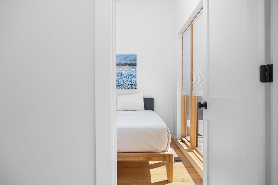 Door to secondary Bedroom