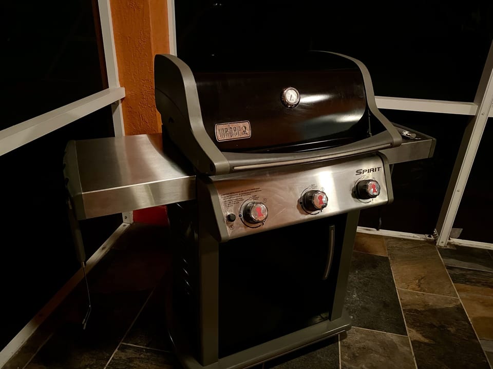 New Weber Spirit BBQ in Patio!