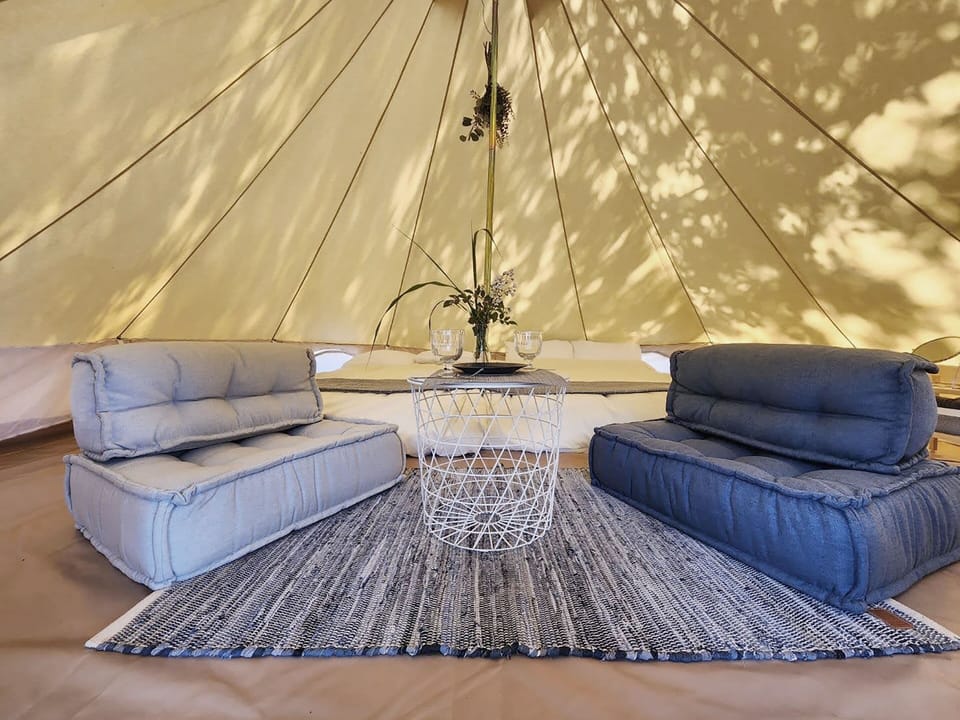 Comfort Tent, Non Smoking | 1 bedroom, individually decorated, individually furnished, free WiFi